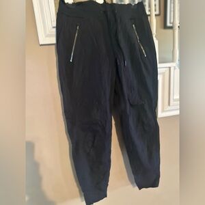 Athleta jogger, size 4